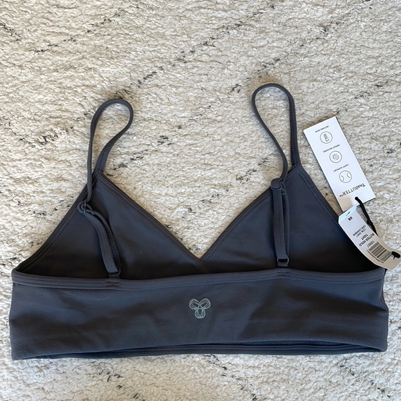 Brand new TNA Butter Sports bra - Picture 2 of 4